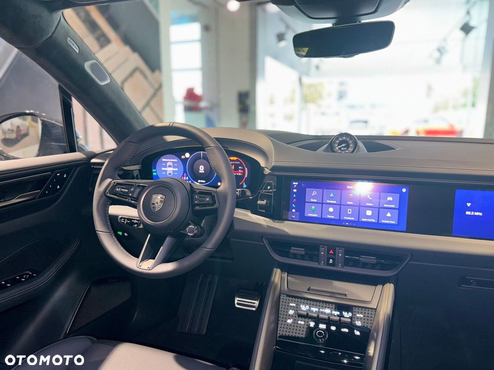 Porsche Macan - 23
