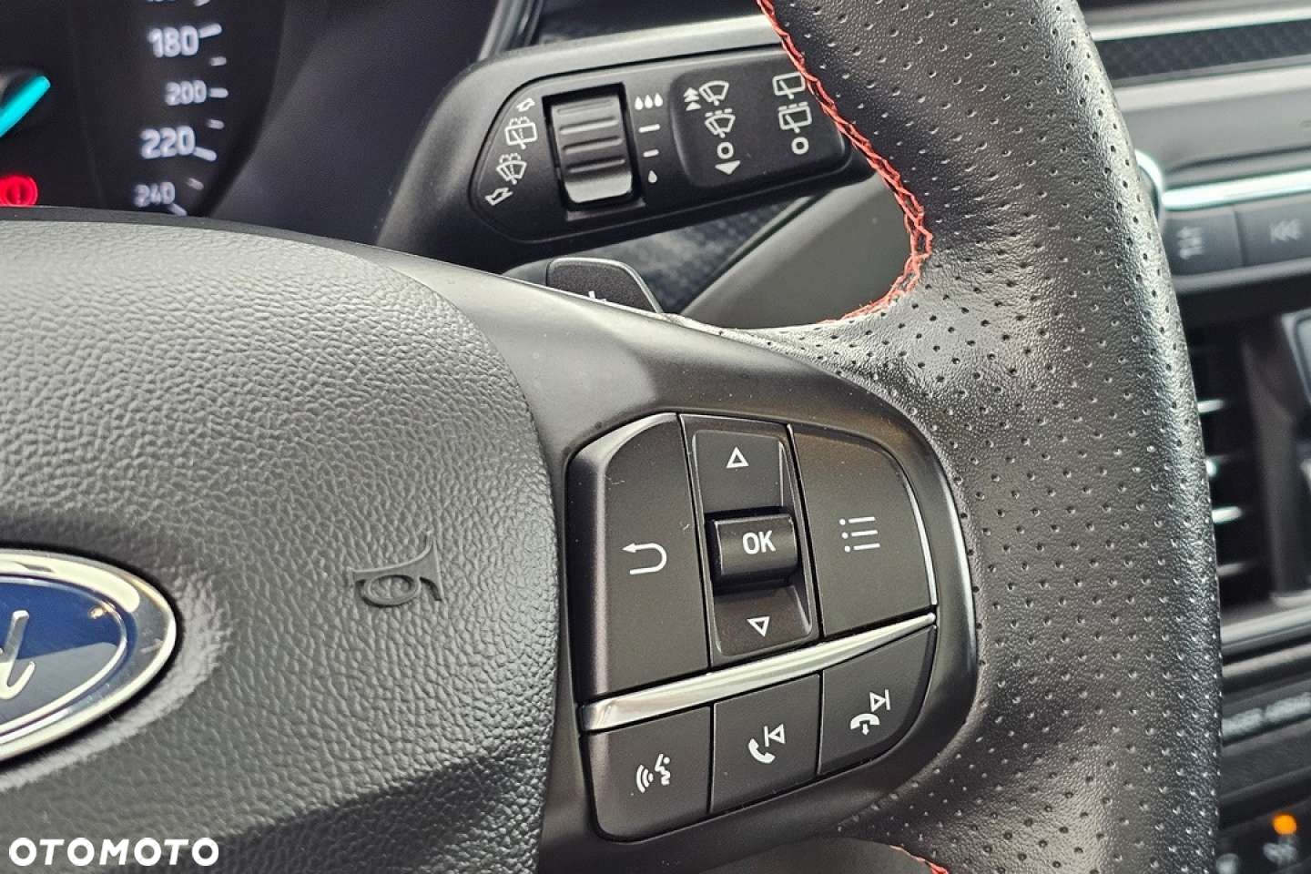 Ford Focus - 21