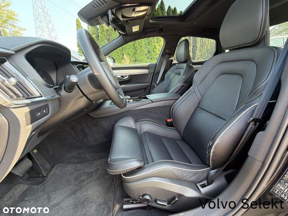 Volvo S90 - 11