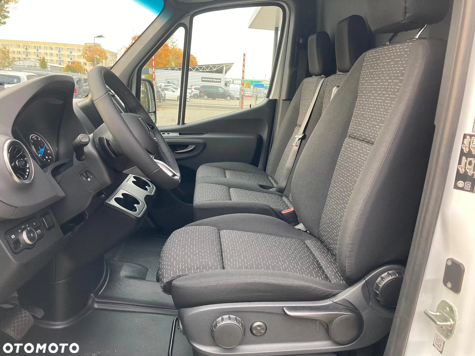 Mercedes-Benz eSprinter - 17