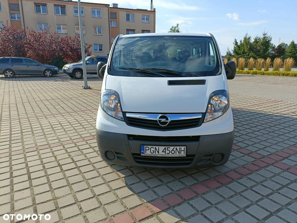 Opel Vivaro - 18