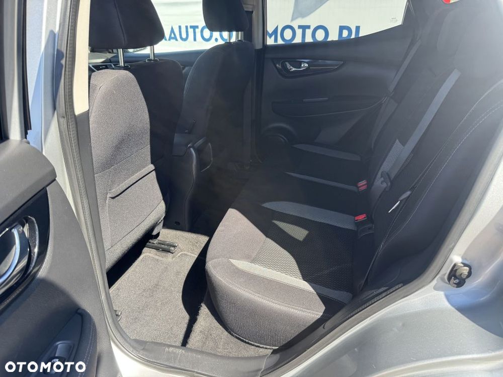 Nissan Qashqai 1.2 DIG-T N-Connecta EU6 - 6