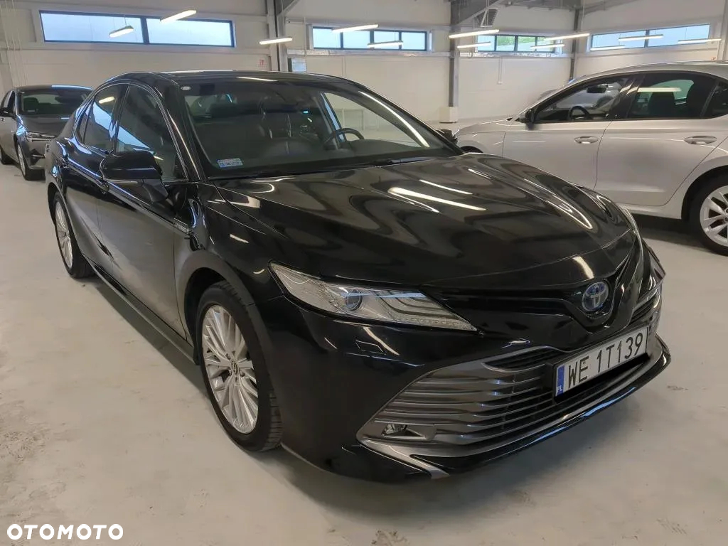 Toyota Camry 2.5 Hybrid Executive CVT - 4