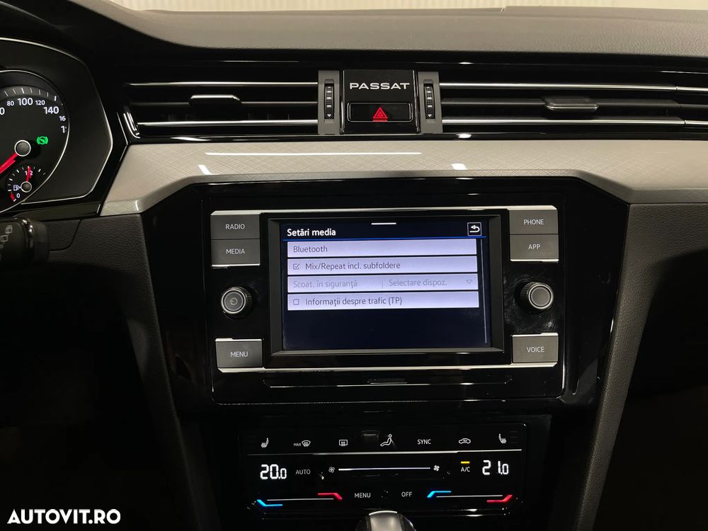 Volkswagen Passat 1.5 TSI ACT DSG Comfortline - 15