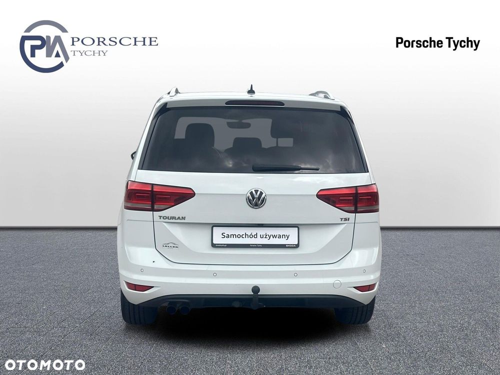 Volkswagen Touran - 38