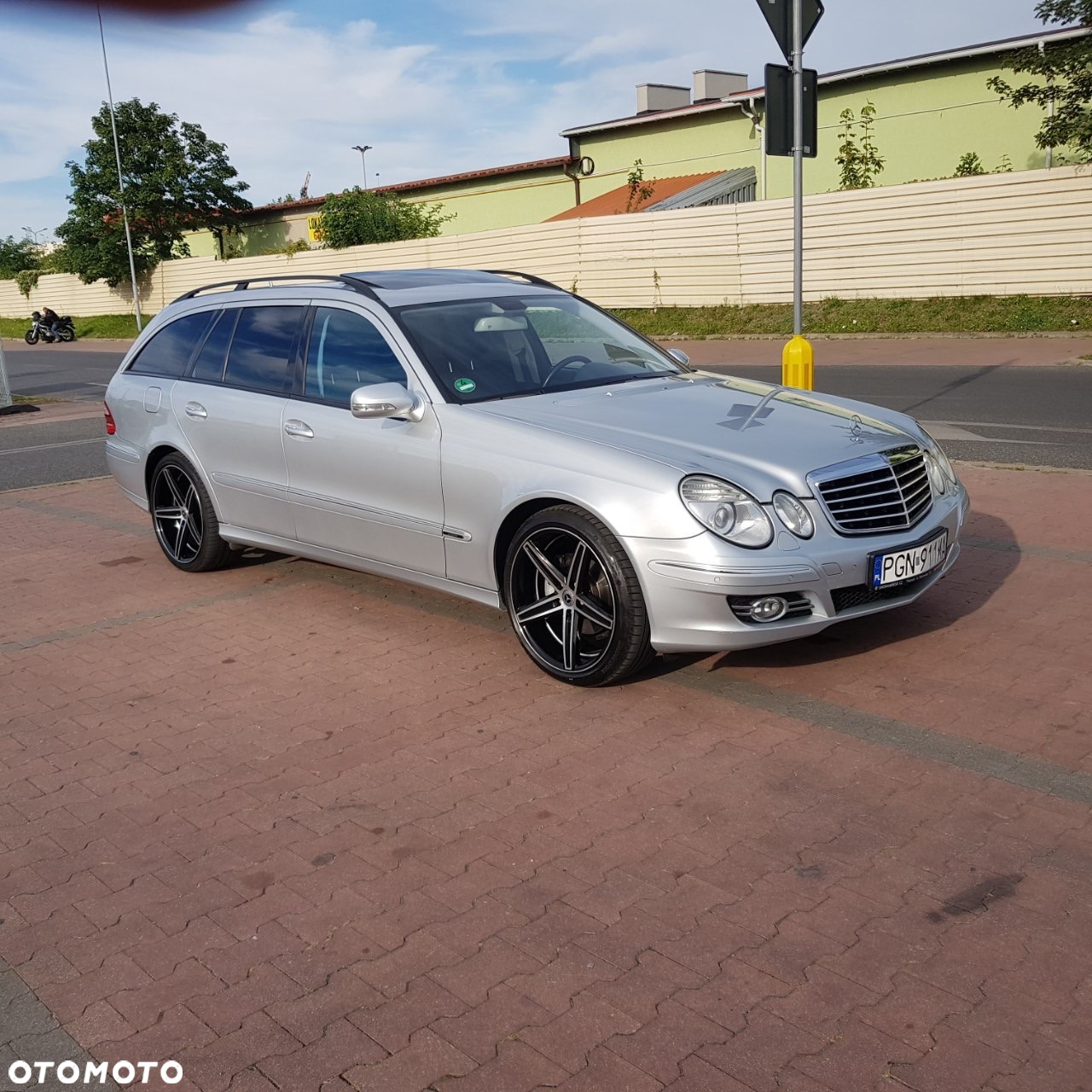 Mercedes-Benz Klasa E 200 T Kompressor Automatik Avantgarde - 38