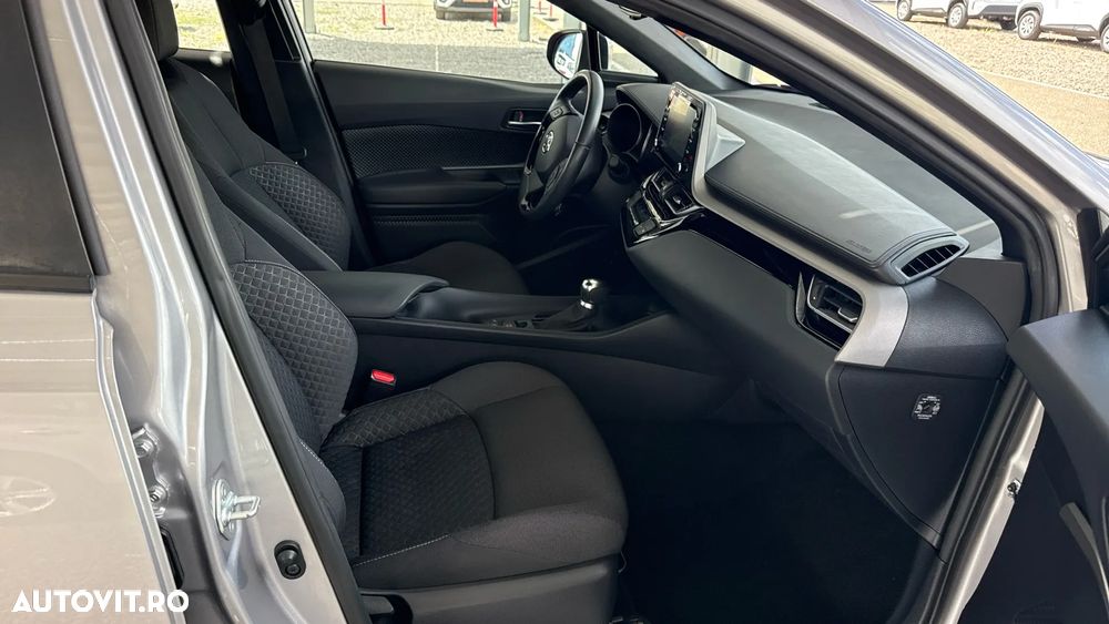 Toyota C-HR 1.8 HSD 122 CP 4x2 CVT Core - 31