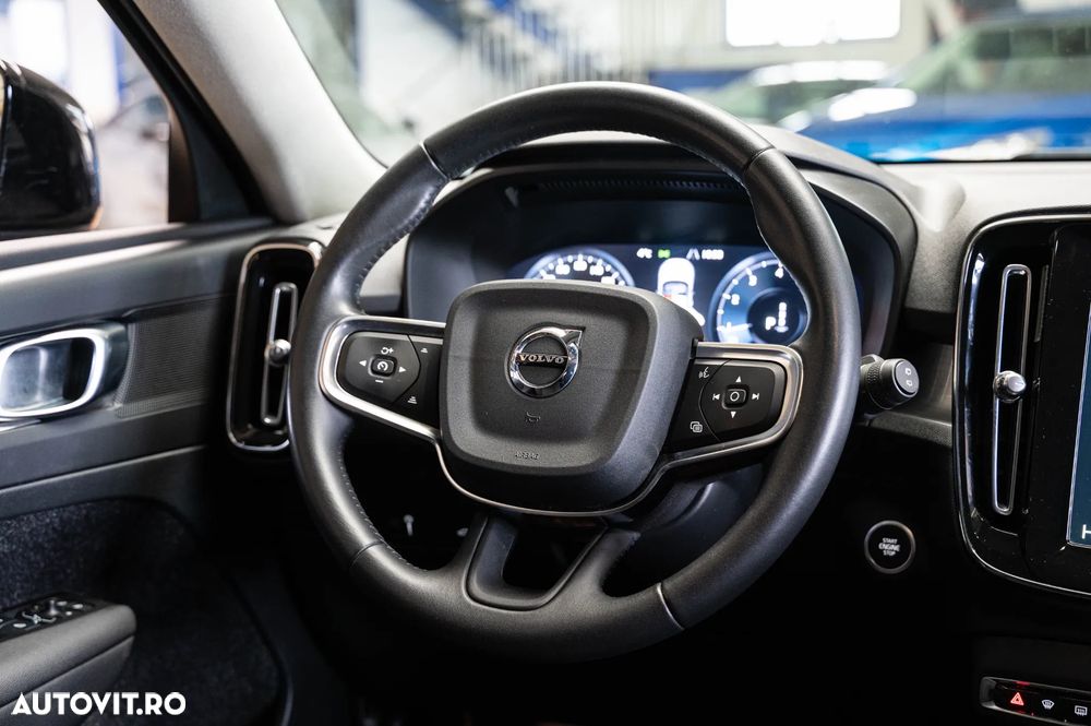 Volvo XC 40 T3 Geartronic Momentum - 15