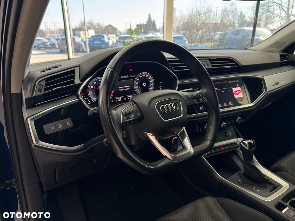 Audi Q3 Sportback - 8