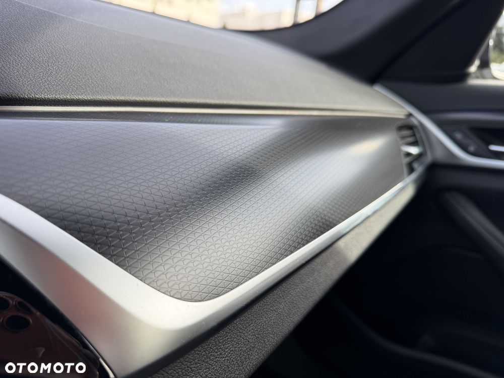 BMW Seria 5 518d mHEV M Sport sport - 27