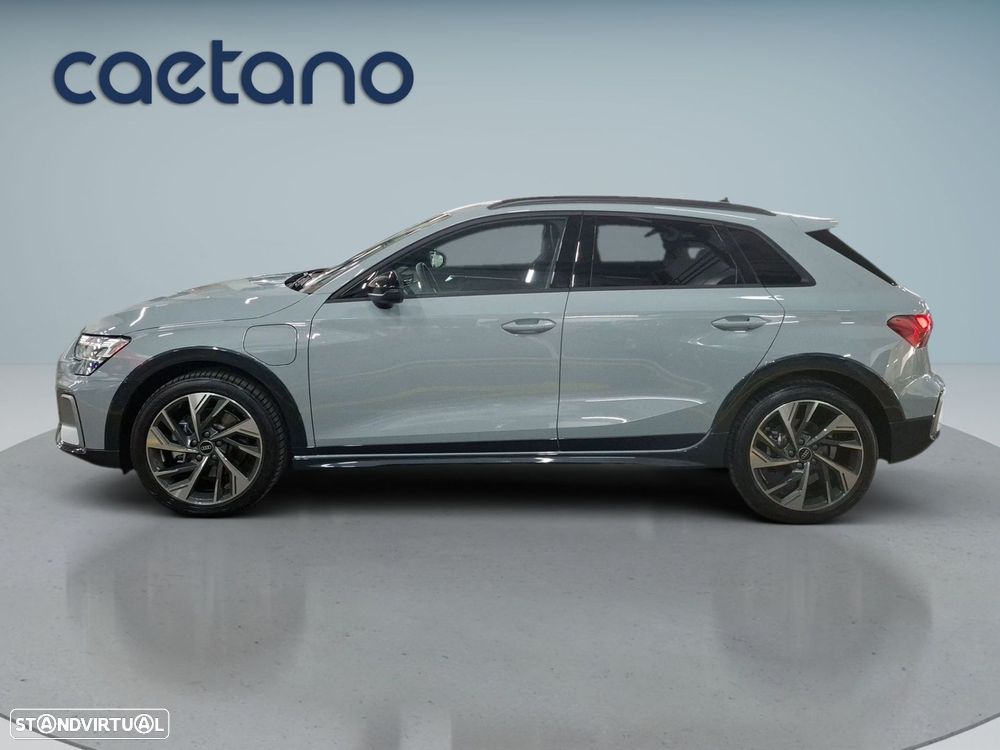 Audi A3 Allstreet 40 TFSIe SE Business Plus - 5