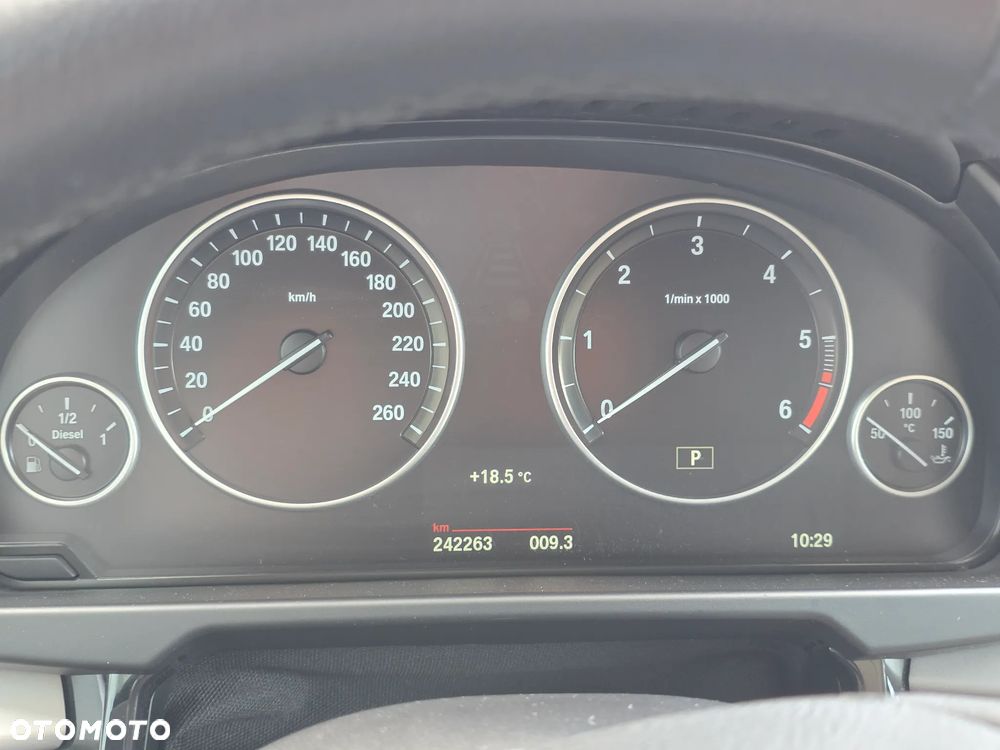 BMW X5 xDrive30d - 11