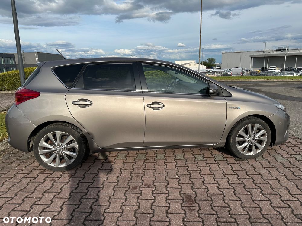 Toyota Auris - 16