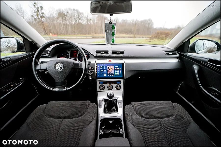Volkswagen Passat - 6