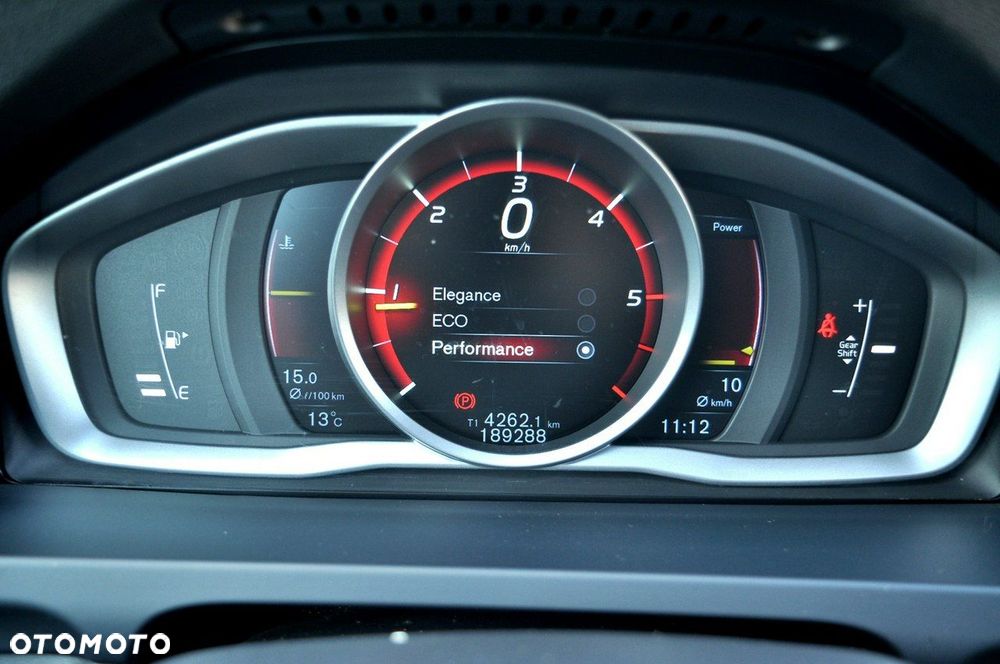 Volvo V60 D2 Ocean Race - 17