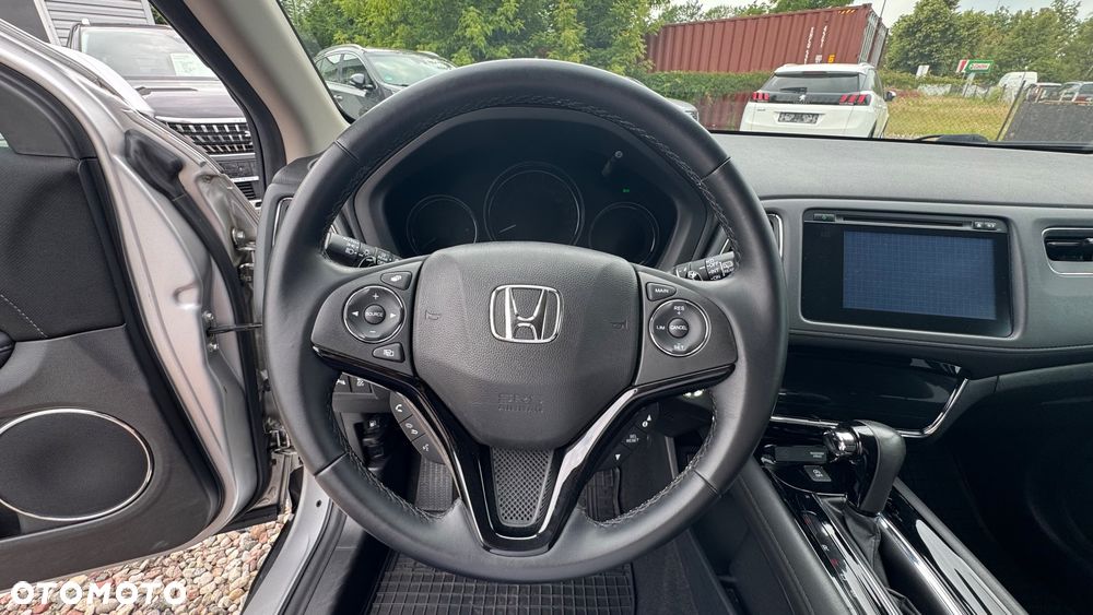 Honda HR-V 1.5 i-VTEC CVT Executive - 28