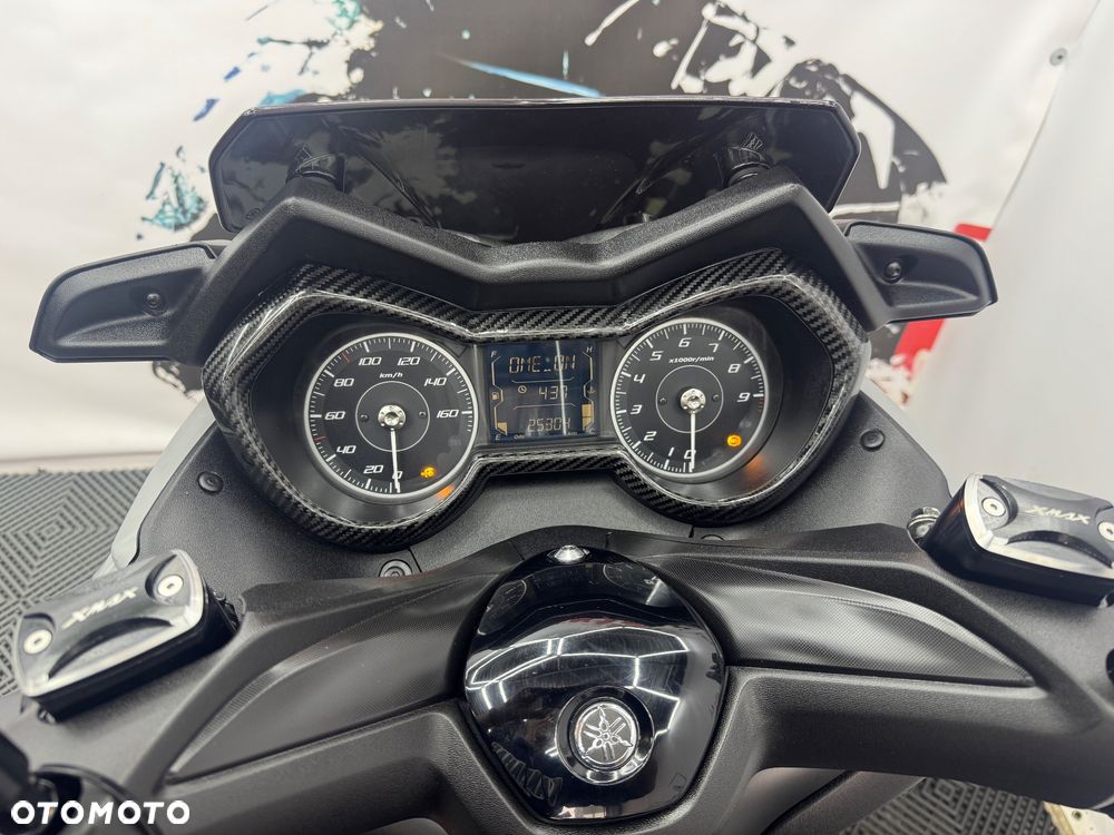 Yamaha X-max - 28