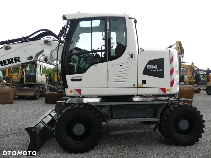 Liebherr A914 Compact / Sprowadzona / Serwisowana / - 35
