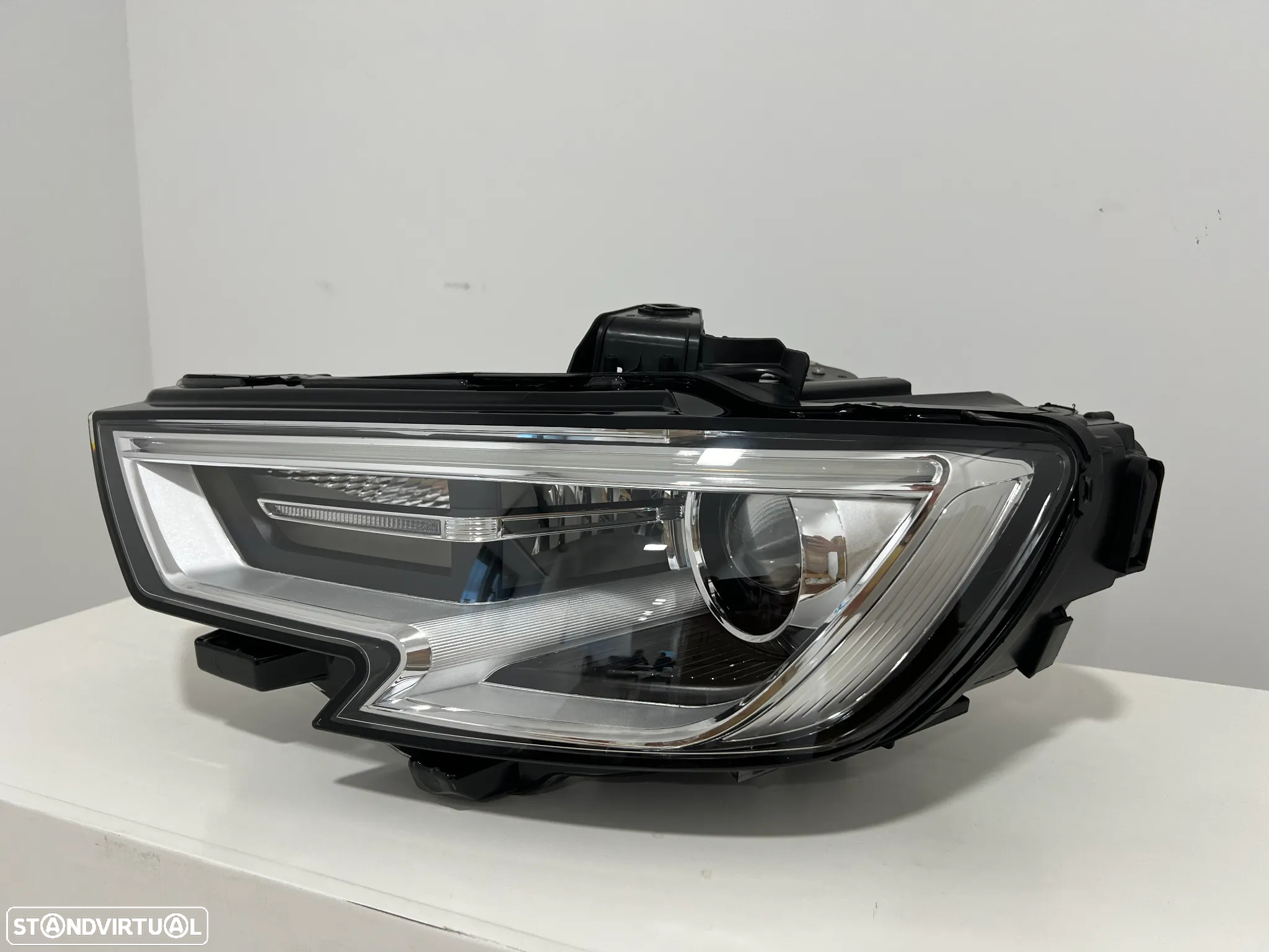 Farol Otica Original Audi A3 8V Xenon lado Esquerdo - 2