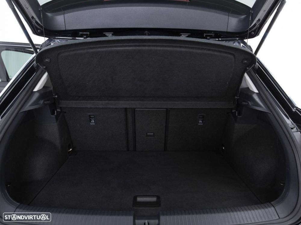 VW T-Roc - 12