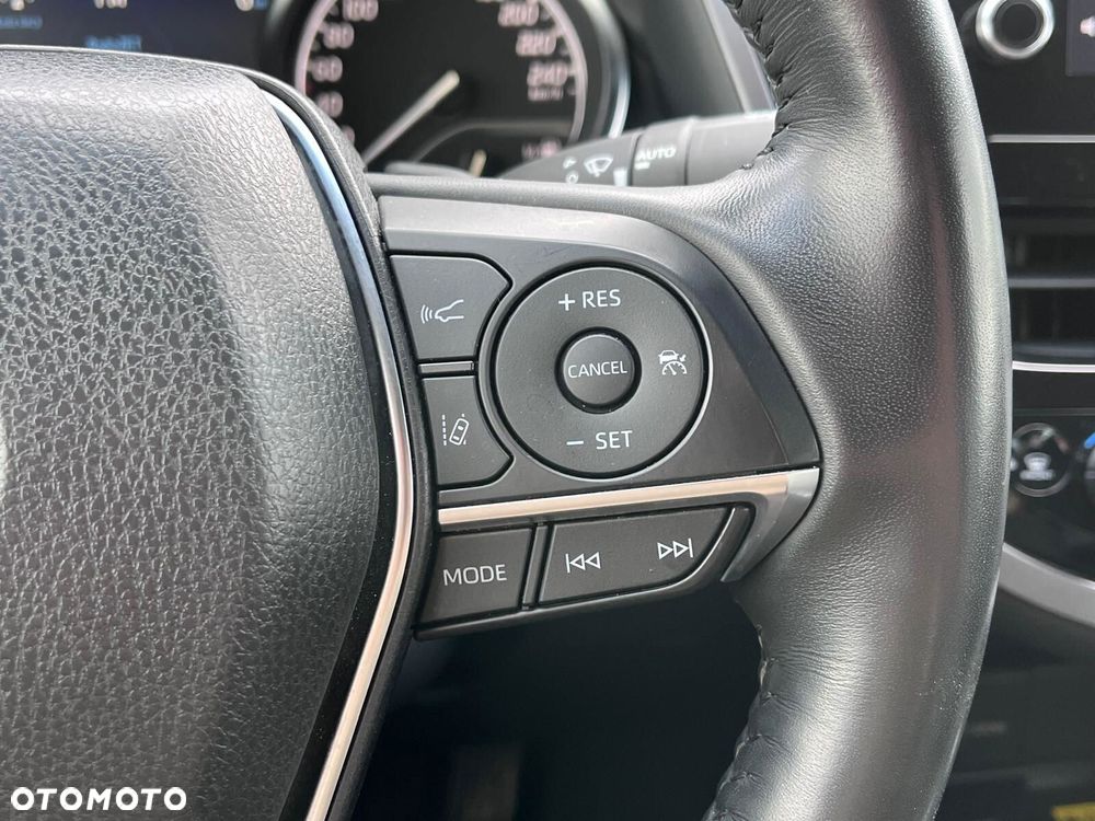 Toyota Camry 2.5 Hybrid Executive CVT - 25
