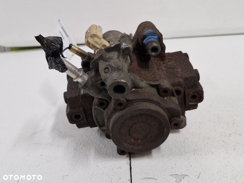 peugeot 5008 1 i citroen 1.6 hdi pompa wtryskowa wysokiego ciśnienia 9672605380 - 7