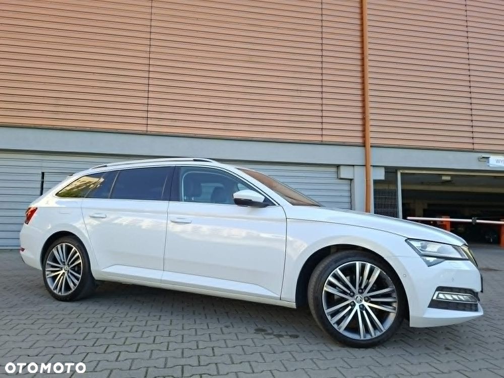 Skoda Superb 1.5 TSI DSG Sportline - 16