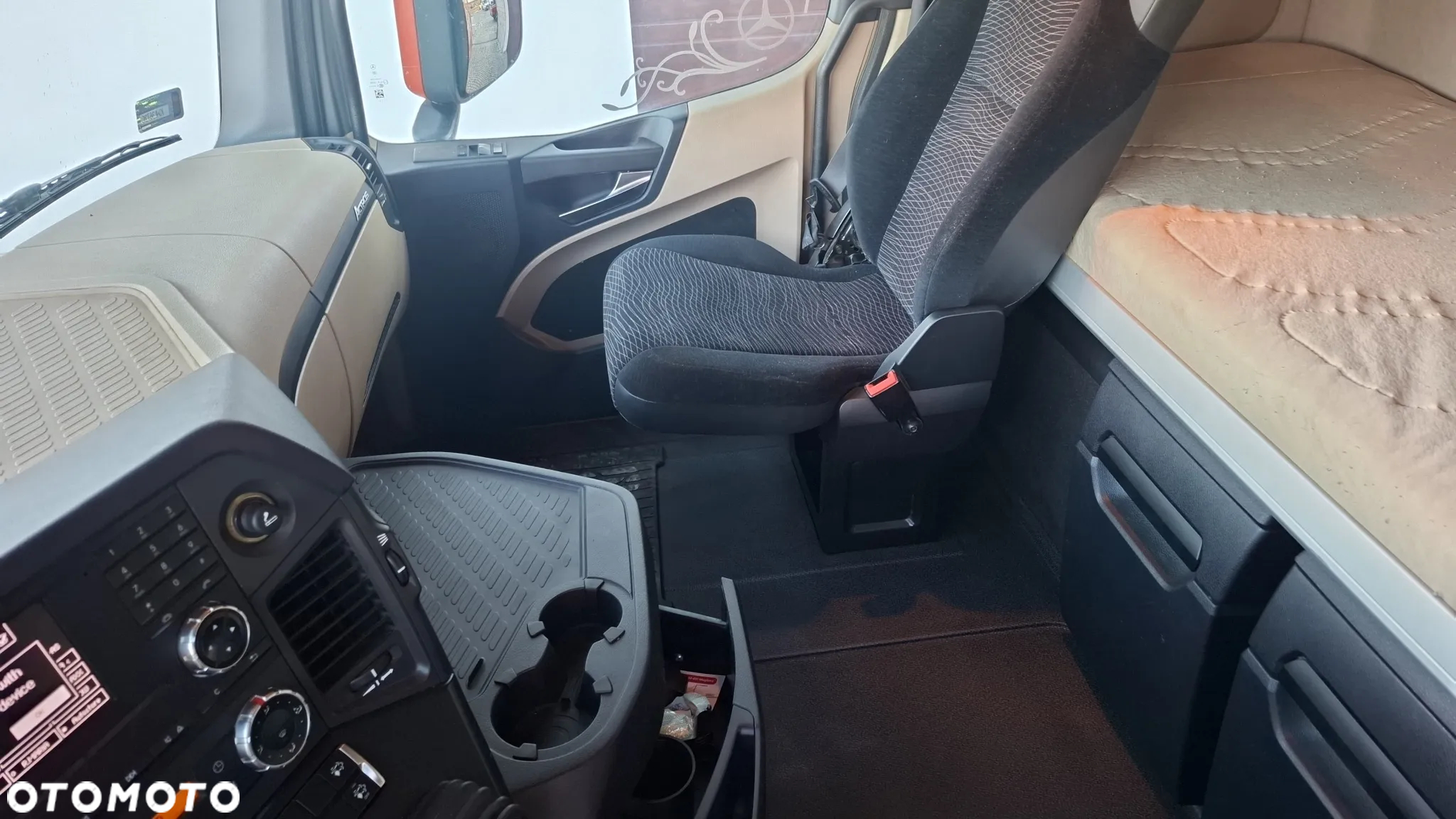 Mercedes-Benz ACTROS 2651 LS 6X4 - 8