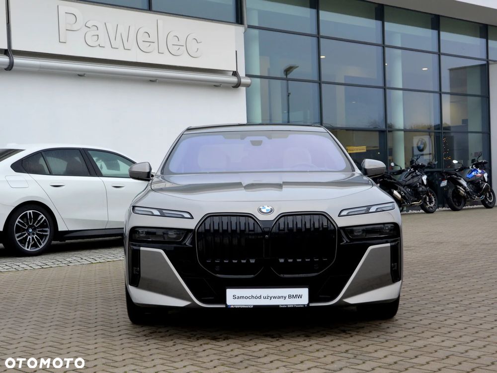 BMW Seria 7 740d xDrive mHEV sport - 17
