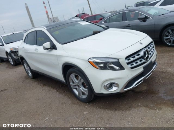 Mercedes-Benz GLA 250 4-Matic