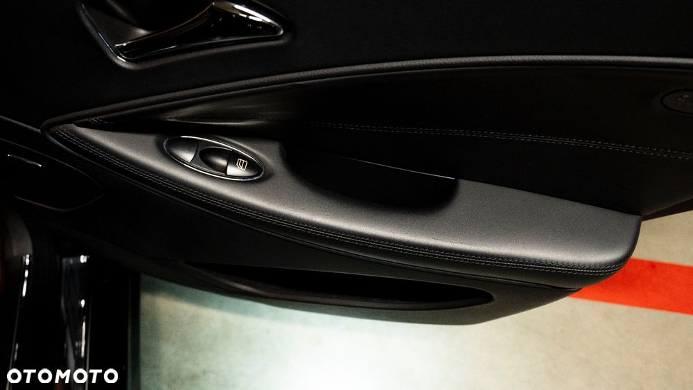 Mercedes-Benz CLS 63 AMG 7G-TRONIC - 31