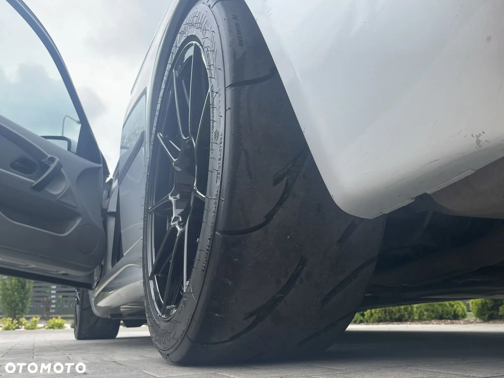 BMW Seria 3 - 10