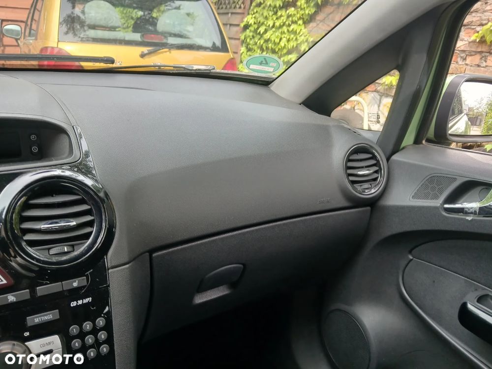 Opel Corsa 1.2 16V 111 - 10