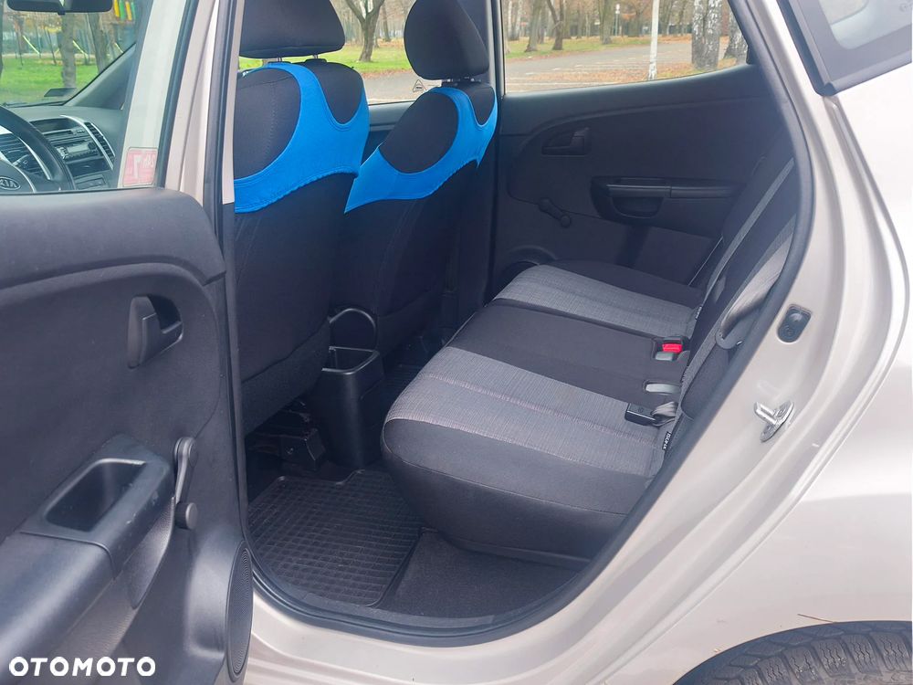 Kia Venga 1.4 S - 15