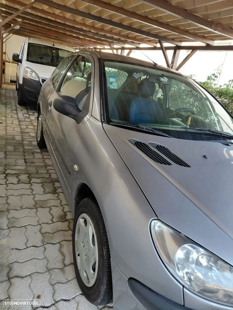 Peugeot 206 - 6