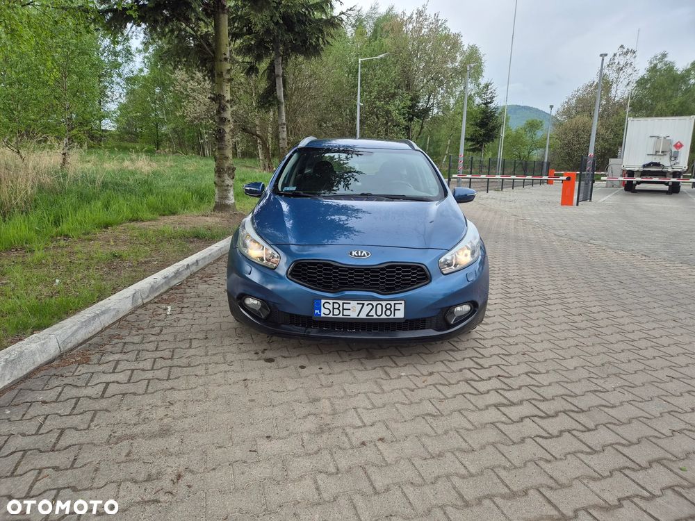 Kia Ceed 1.6 GDI L - 1