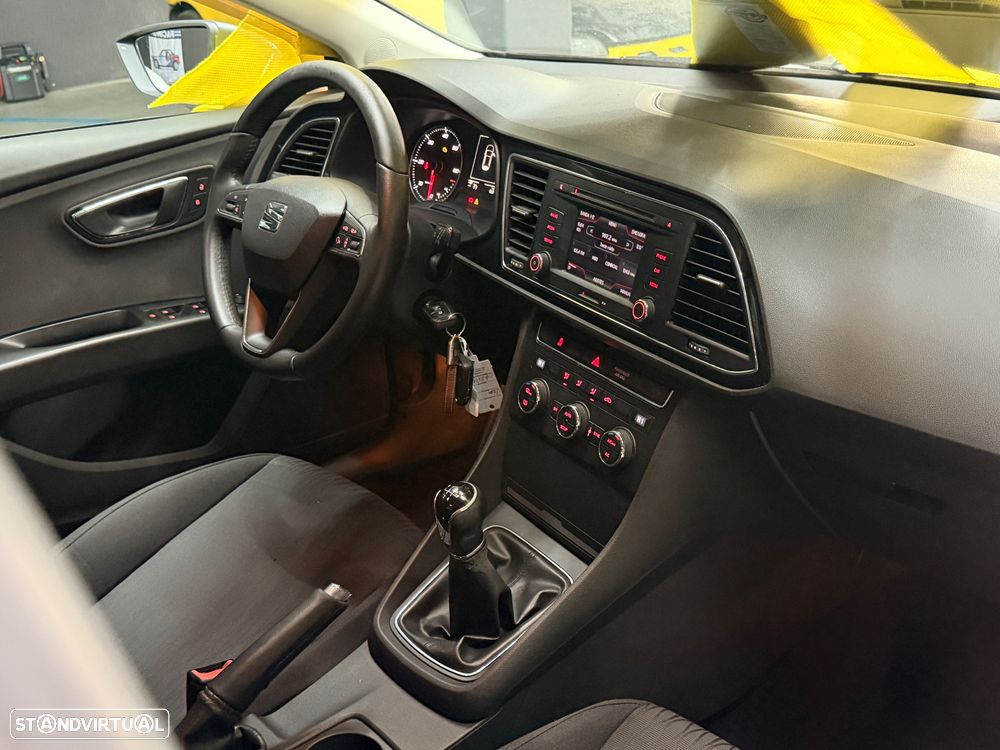 SEAT Leon 1.6 TDI DPF S&S Style - 7