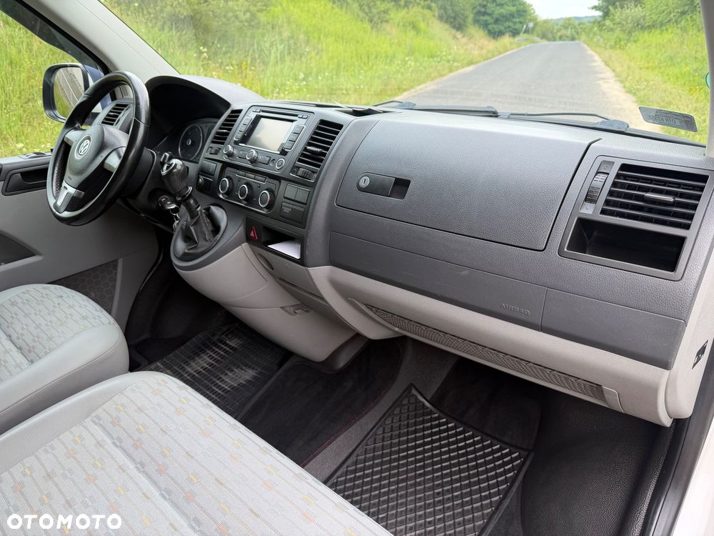 Volkswagen T5 Lift - 24