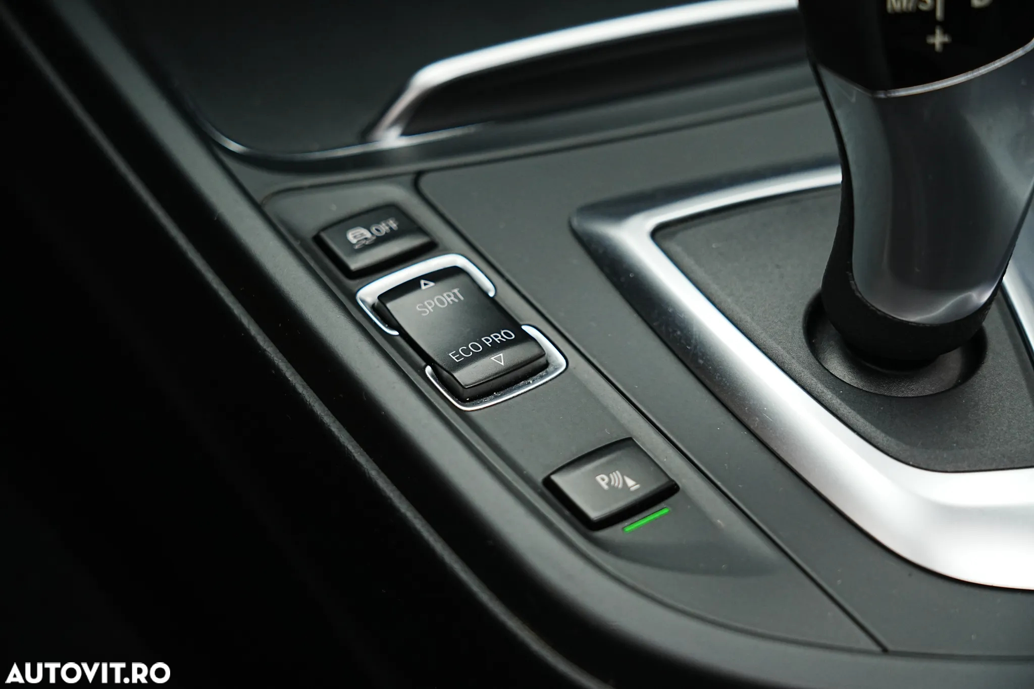 BMW Seria 3 320d Touring Sport-Aut. Efficient Dynamics Edition - 35