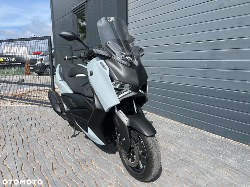 Yamaha X-max - 3