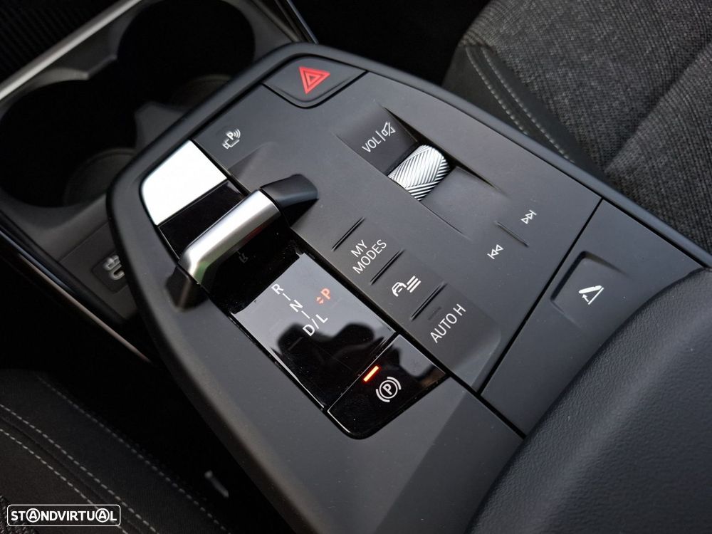 BMW 225xe Active Tourer e xDrive - 16