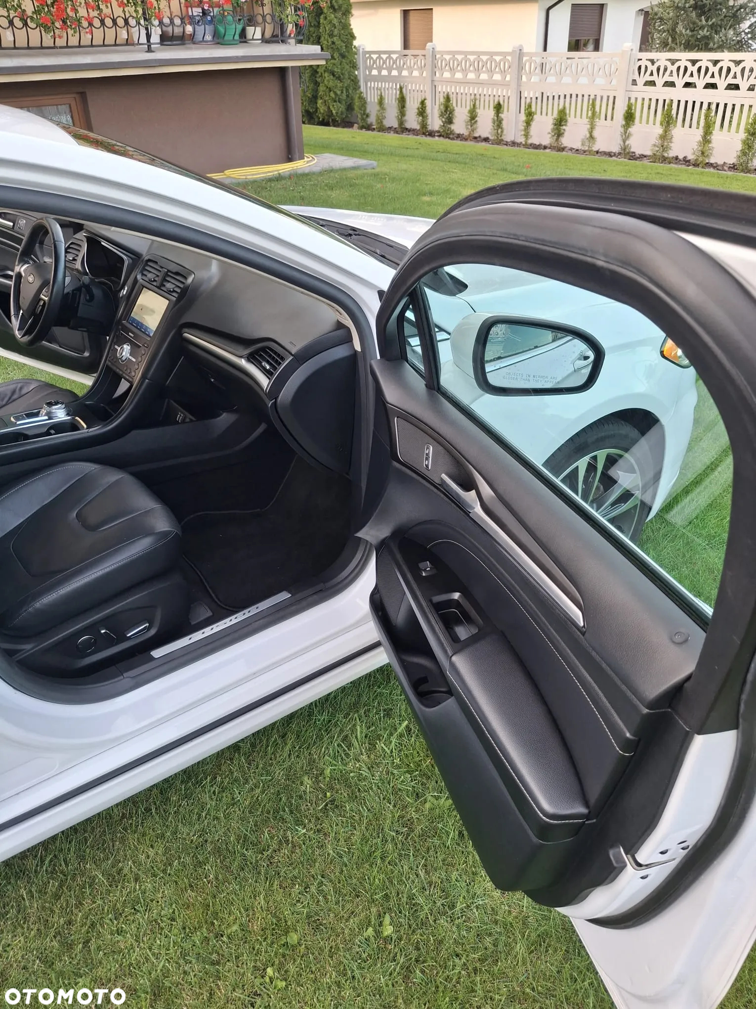 Ford Fusion - 15
