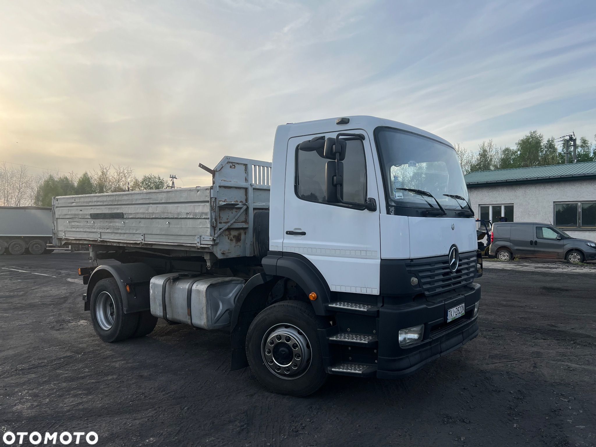 Mercedes-Benz ATEGO - 1
