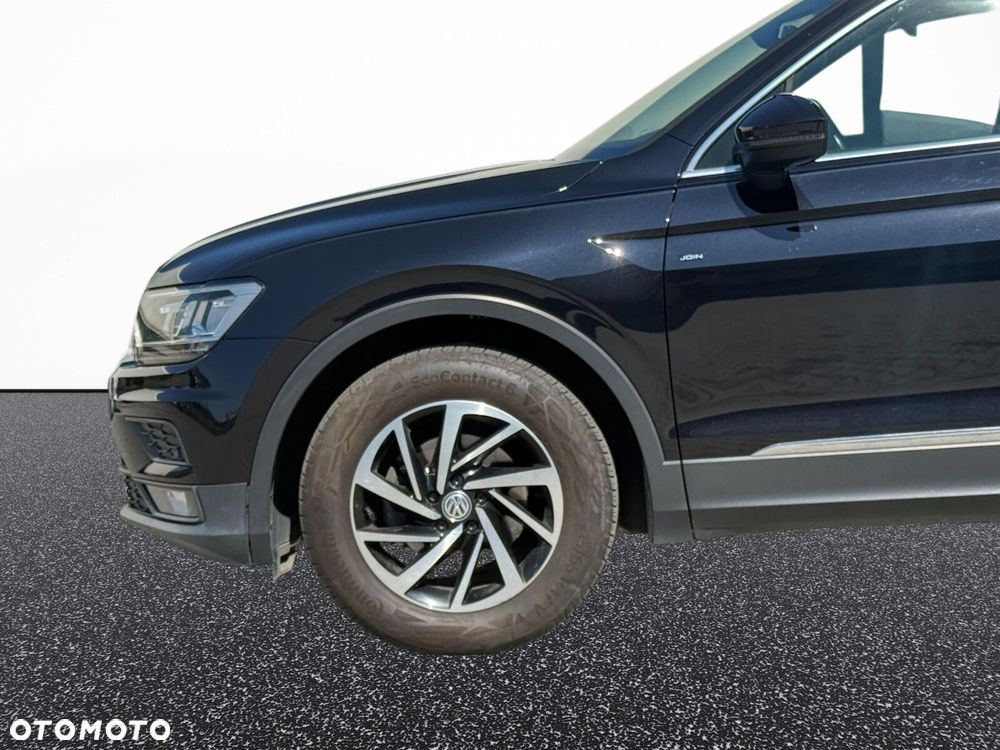 Volkswagen Tiguan - 11