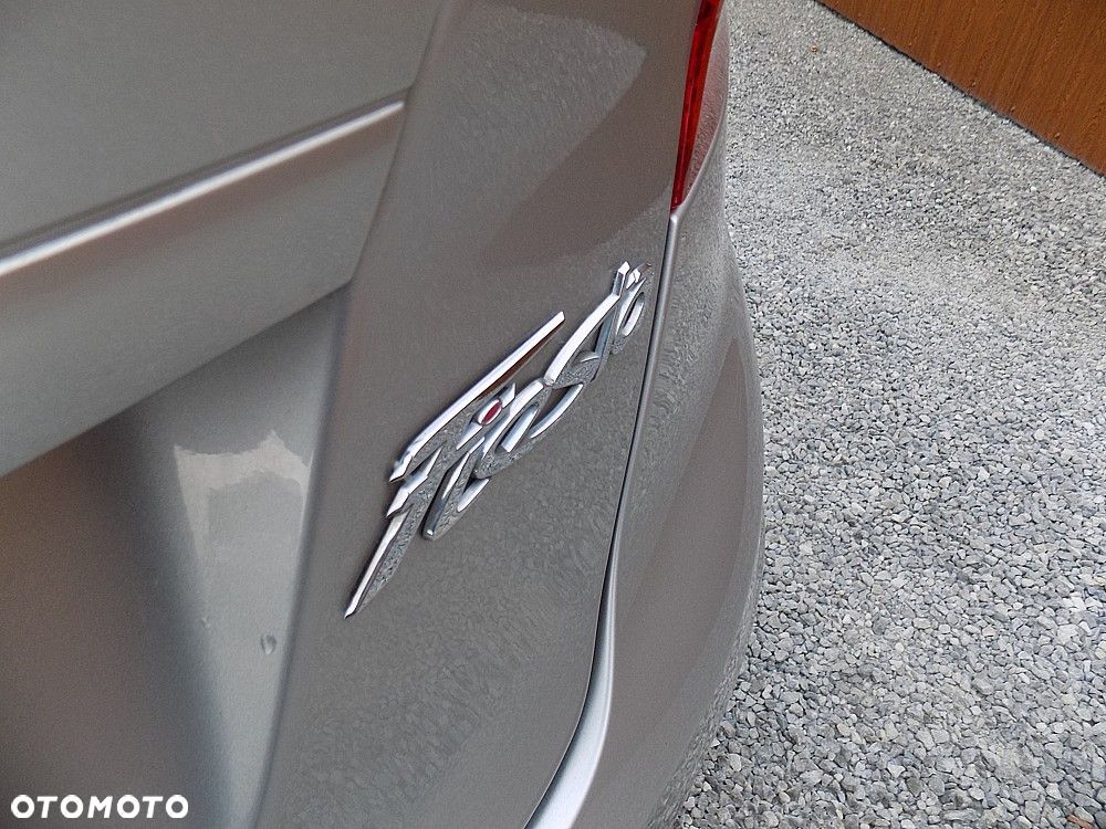 Ford Fiesta 1.25 Champions Edition - 23