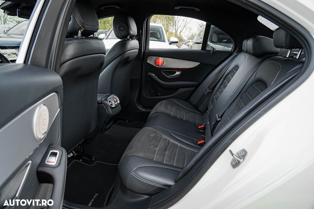 Mercedes-Benz C 300 e 9G-TRONIC AMG Line - 17