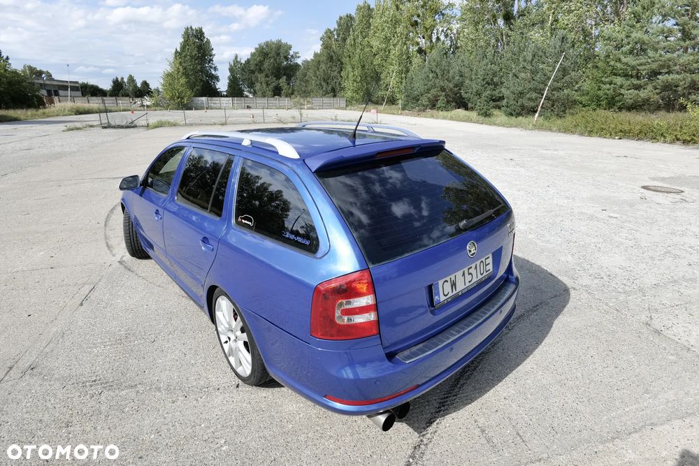Skoda Octavia 2.0 TFSI RS - 11