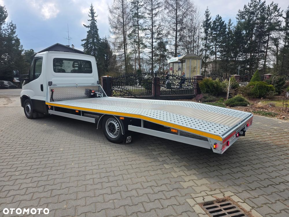 Iveco 35S16 Laweta !! Zobacz !! Ładny !! Poduszki !! HAK - 18
