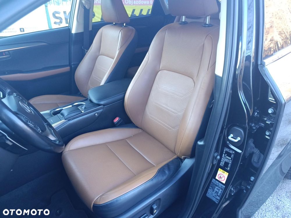 Lexus NX 300 Comfort AWD - 26