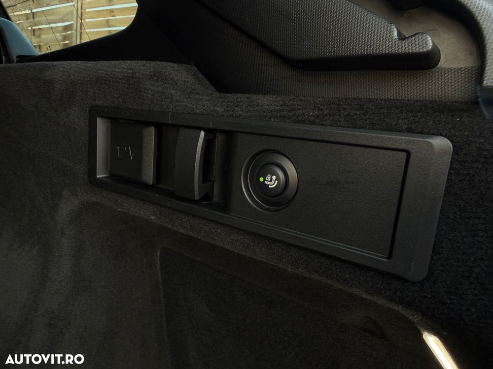 BMW Seria 3 320e Aut. Sport Line - 21